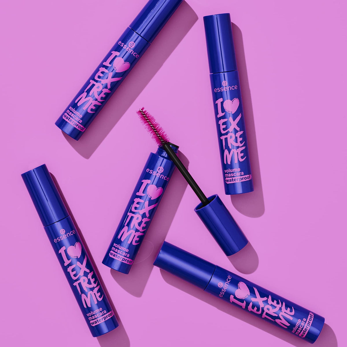 26 g tube container with straight wand applicator