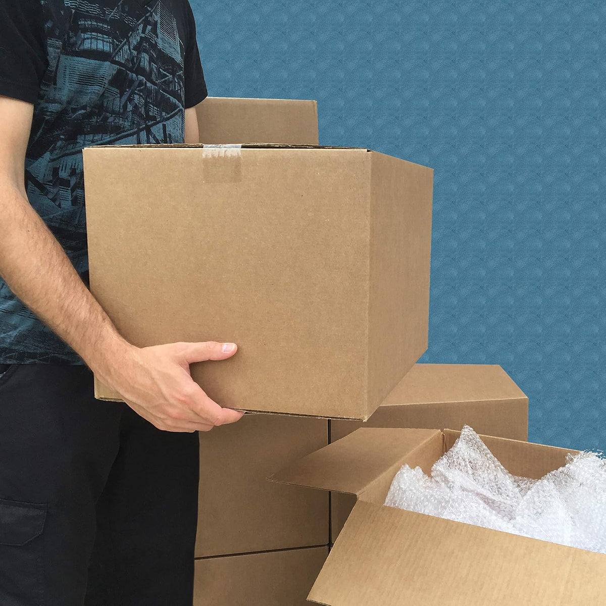 Amazon_Basics_Cardboard_Moving_Boxes_for_Packing_and_Shipping,_Medium_Size,_18"_x_14"_x_12",_Brown,_10-Pack