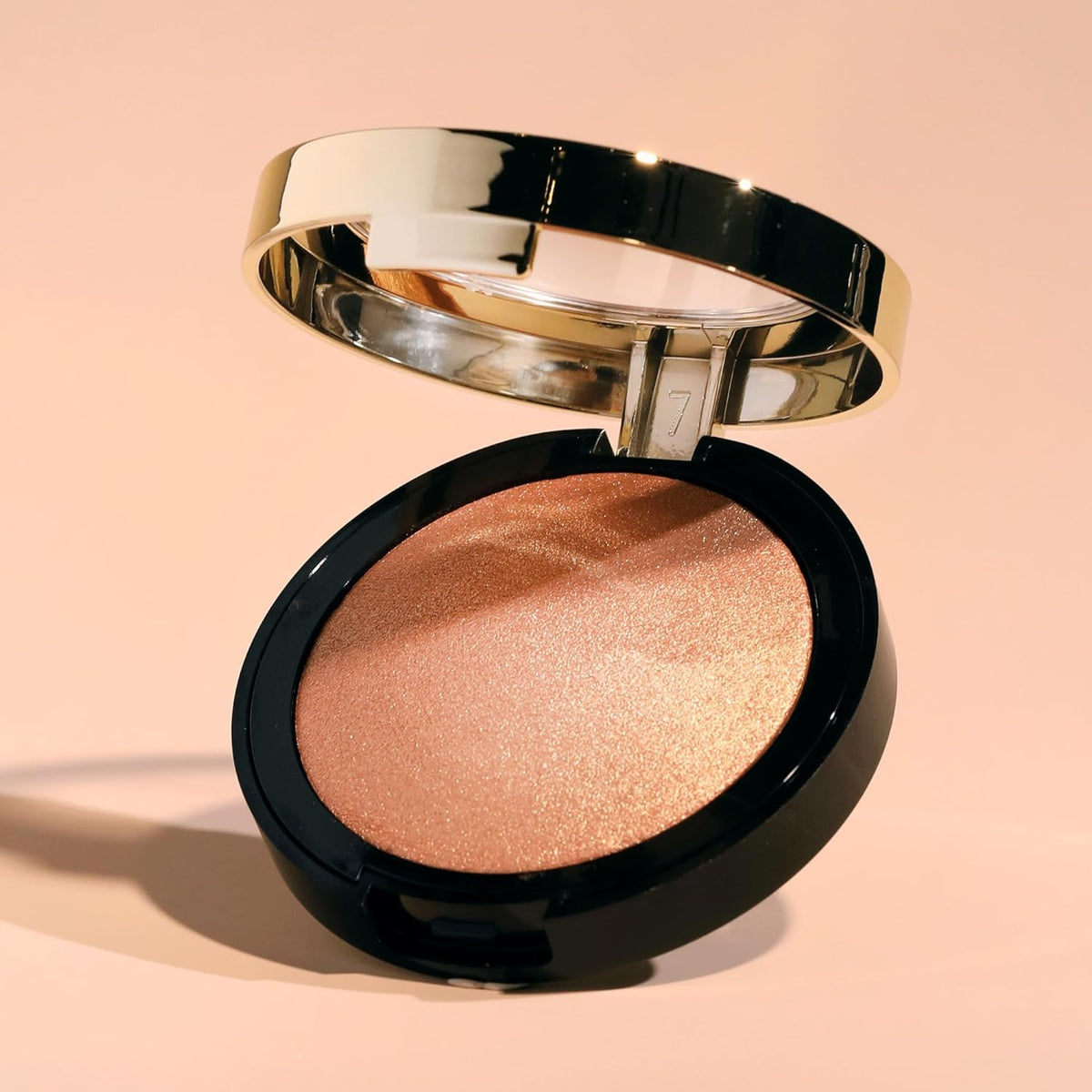buildable, velvety-soft formula with shimmery finish