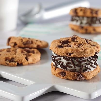 CHIPS AHOY! Chunky Chocolate Chip Cookies Party Size – One-Treat Pantry Solution for Less Clutter, 24.75 oz Resealable