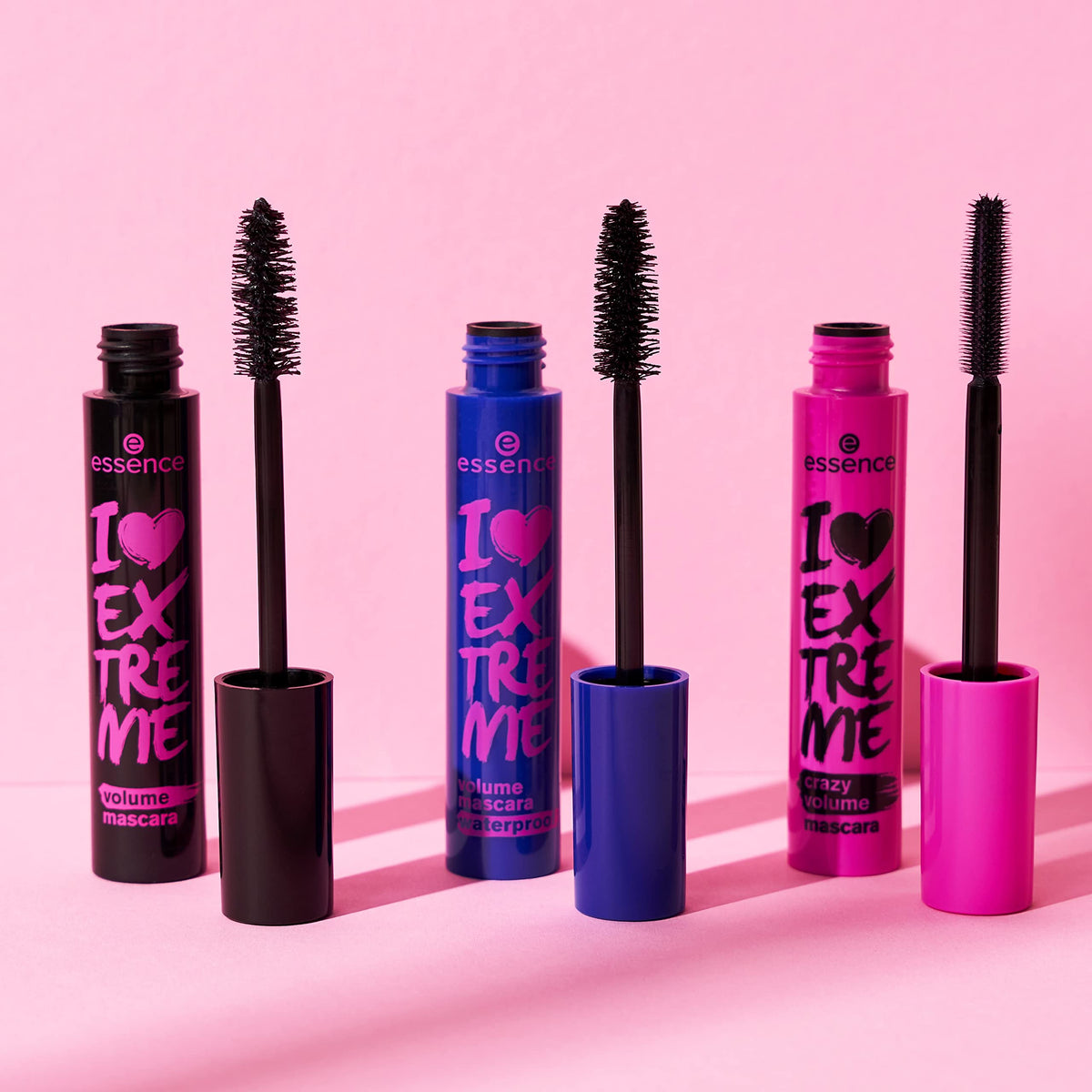 essence I Love Extreme Volume Waterproof Mascara – Less-Is-More Vanity Staple, One-Stroke Dramatic Lash Volume